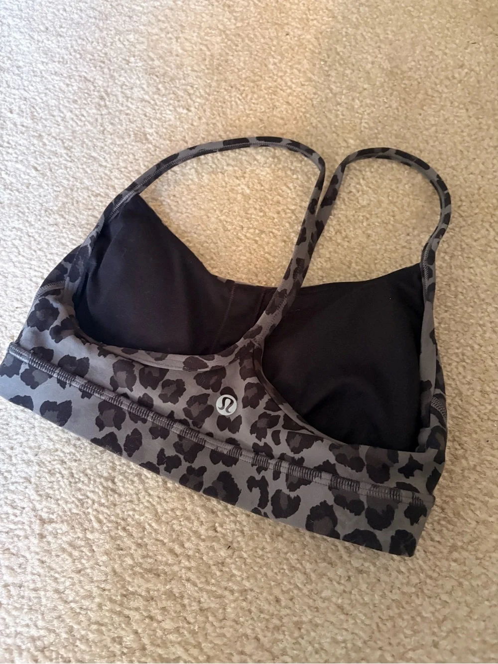 Lululemon cheetah Align 25” and y sports bra.